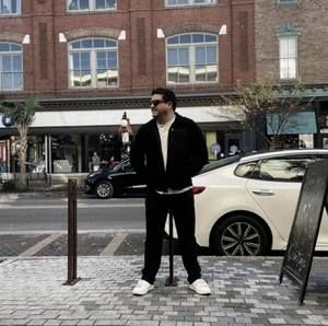 Meet your Posher, Marcos